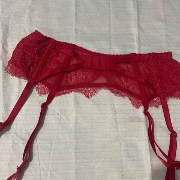 VS red belt - Picture 5 of 5